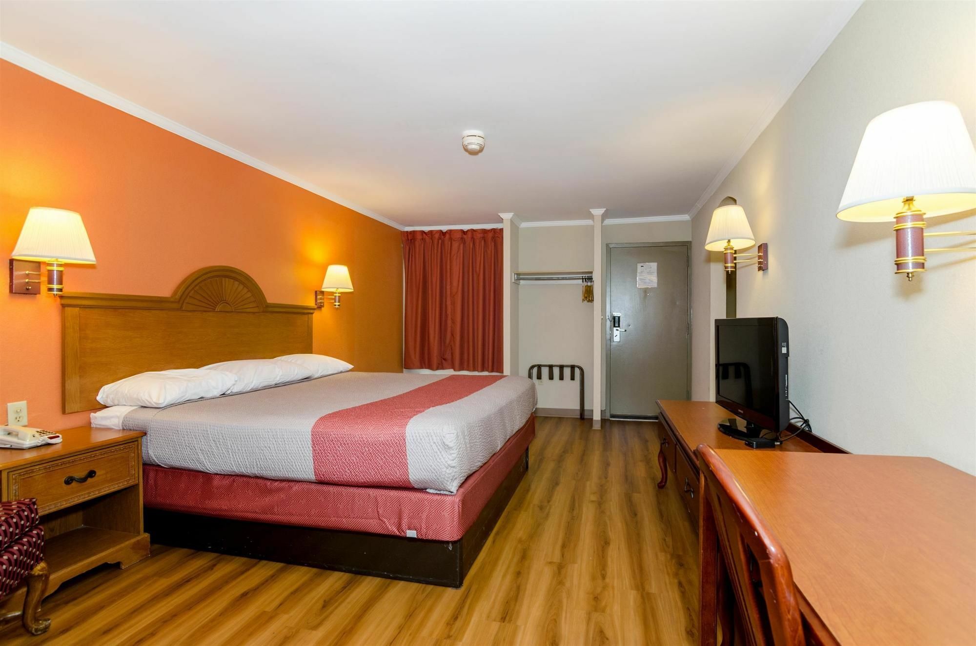Motel 6-Newark, De מראה חיצוני תמונה