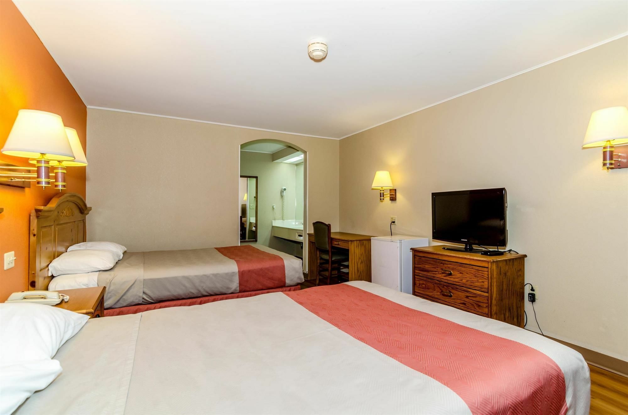 Motel 6-Newark, De מראה חיצוני תמונה