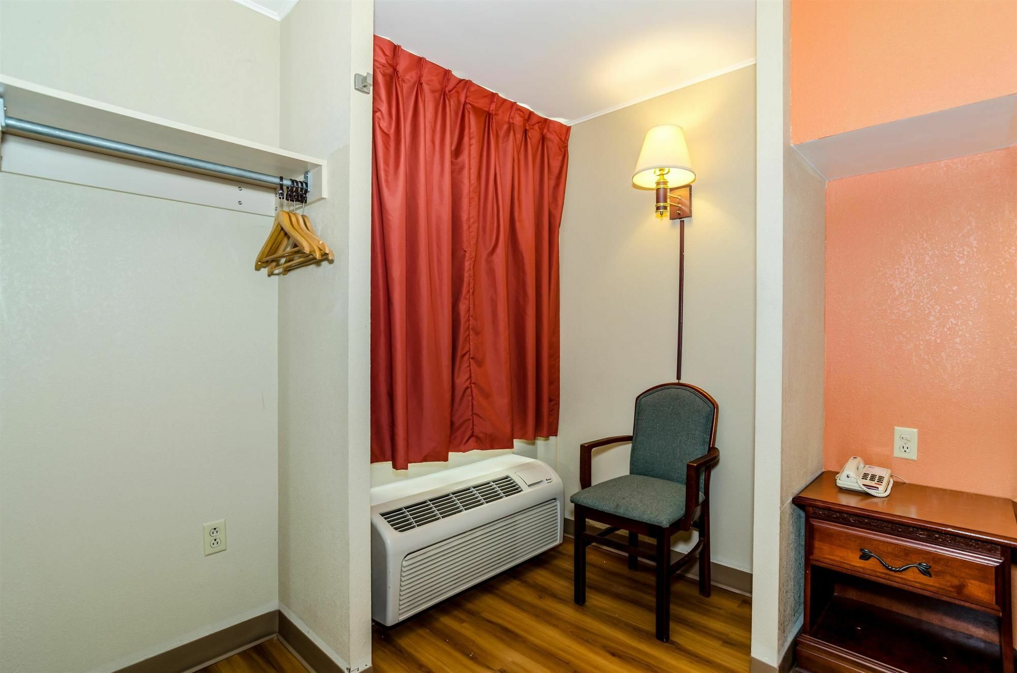 Motel 6-Newark, De מראה חיצוני תמונה