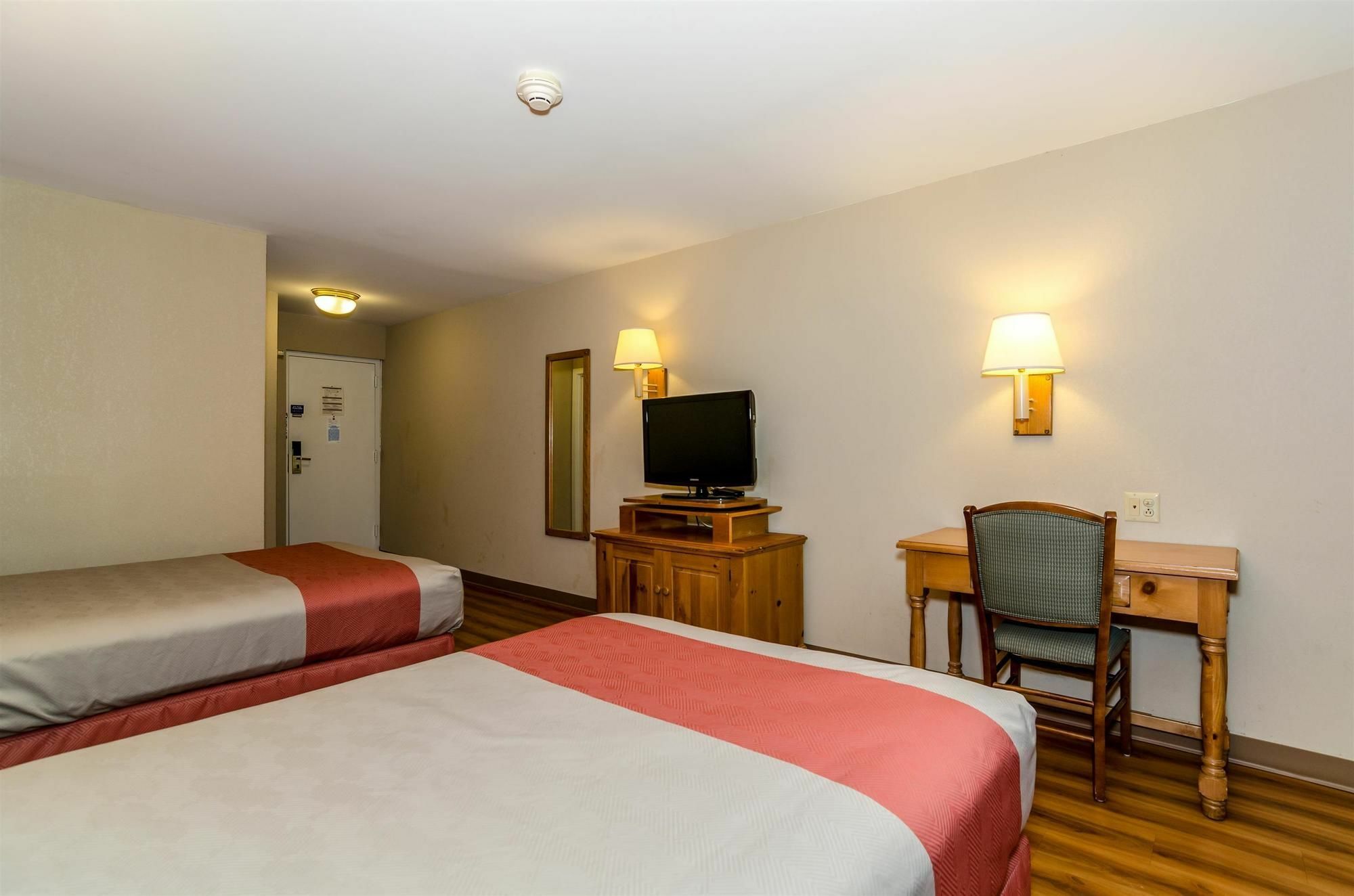 Motel 6-Newark, De מראה חיצוני תמונה